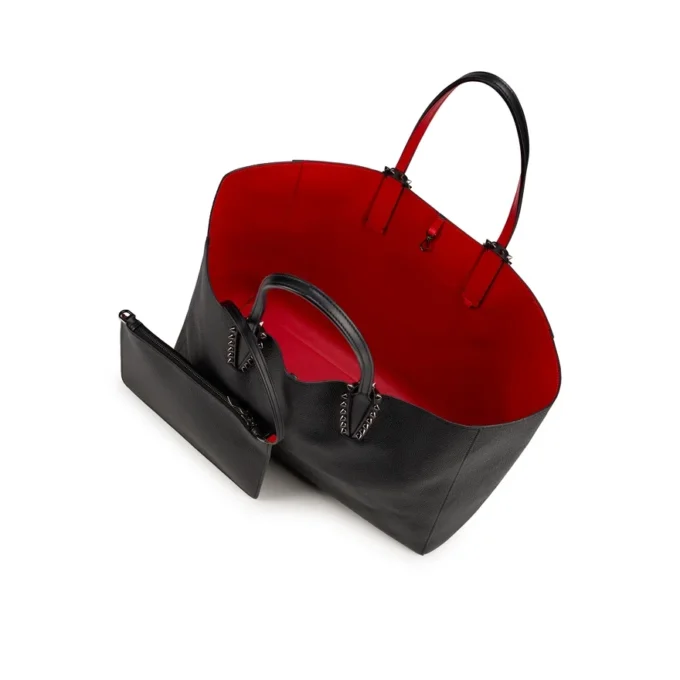 Cabata grande – Bolso Tote – Piel de becerro y tachuelas – Negro