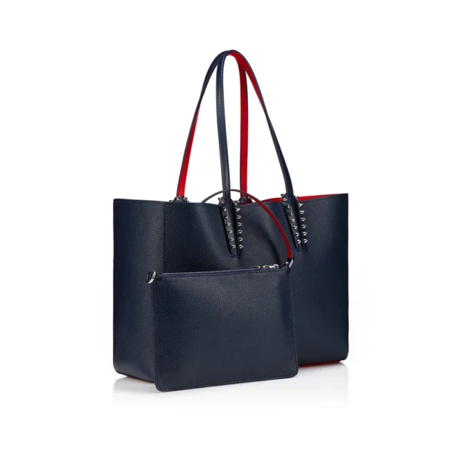 Cabata Small – Bolso Tote – Piel de becerro y tachuelas – Zaffiro Cabata Small – Bolso Tote – Piel de becerro y tachuelas – Zaffiro