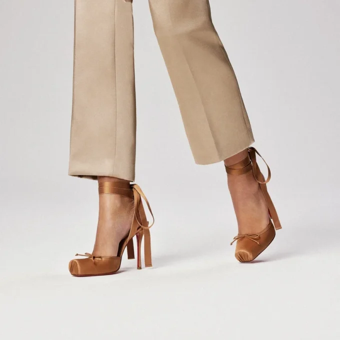 Cassia Lace up – Zapatos de tacón con tiras de 100 mm – Satén crepé – Nude 4 – Mujer