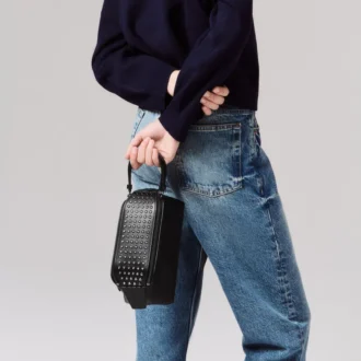 Funky – Bolsa – Piel de becerro y tachuelas – Negro