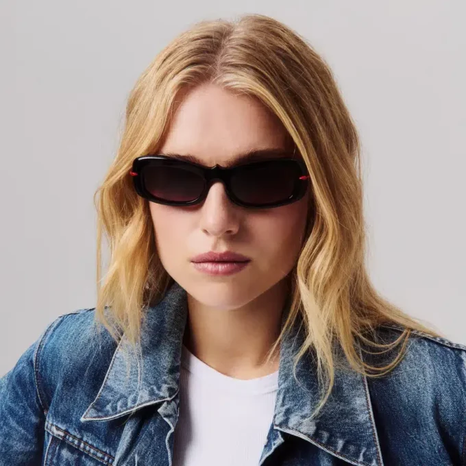 Kate Lb0025 – Gafas de sol – Acetato – Negro ahumado Kate Lb0025 – Gafas de sol – Acetato – Negro ahumado