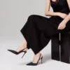 Kate Max O Sling – Zapatos de tacón con talón abierto de 100 mm – Satén crepé – Negro – Mujer Kate Max O Sling – Zapatos de tacón con talón abierto de 100 mm – Satén crepé – Negro – Mujer