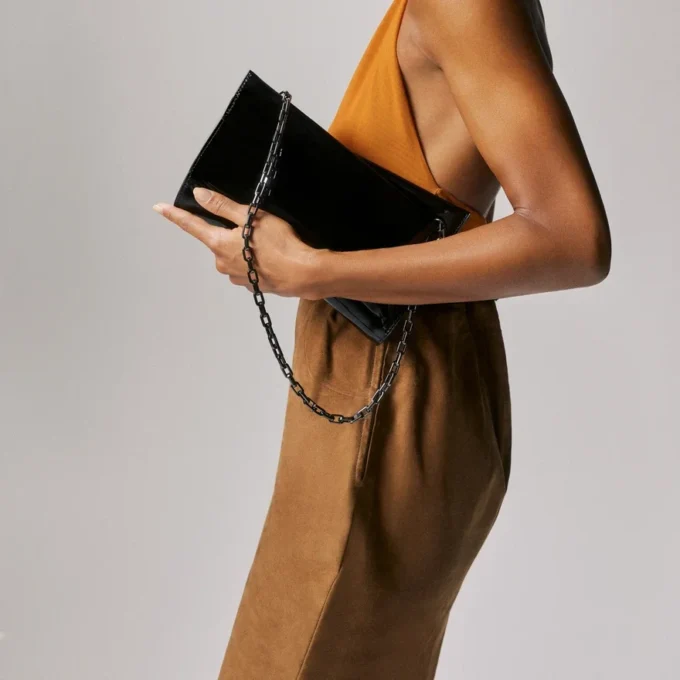 Loubitwist – Bolso de mano – Charol – Negro Loubitwist – Bolso de mano – Charol – Negro