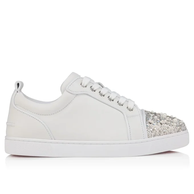 Louise Junior Perla – Zapatillas – Crepé satinado, piel de becerro y perlas – Blanco – Mujer Louise Junior Perla – Zapatillas – Crepé satinado, piel de becerro y perlas – Blanco – Mujer