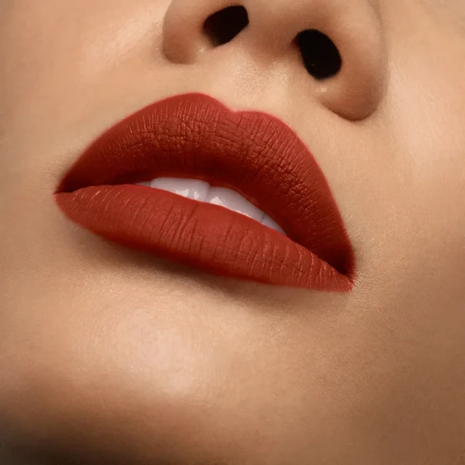 Rouge Louboutin Velvet Matte – Barra de Labios mate – Burning Babe 415M Rouge Louboutin Velvet Matte – Barra de Labios mate – Burning Babe 415M