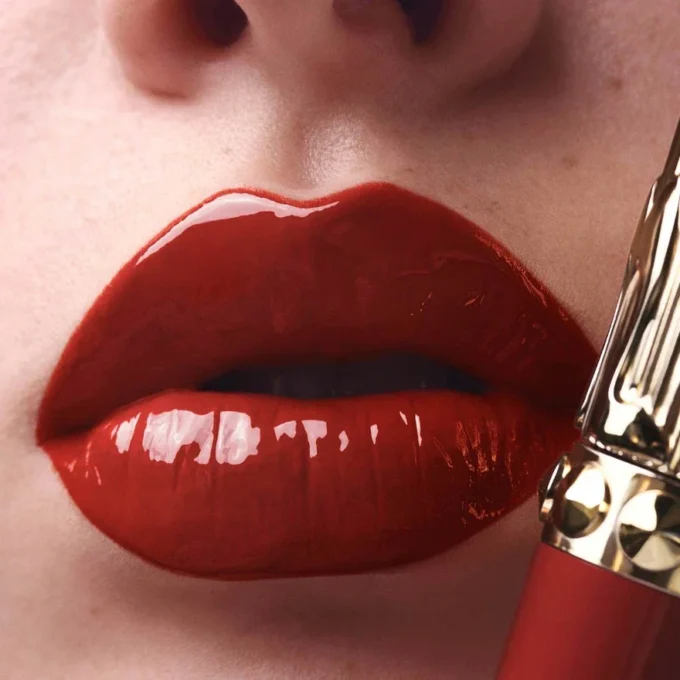 Rouge Stiletto Vinyl Gloss Burning Spice 415V Burning Spice – Christian Louboutin Belleza Estados Unidos Rouge Stiletto Vinyl Gloss Burning Spice 415V Burning Spice – Christian Louboutin Belleza Estados Unidos