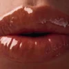 Rouge Stiletto Vinyl Gloss Copper Fever 352V Copper Fever – Christian Louboutin Belleza Estados Unidos