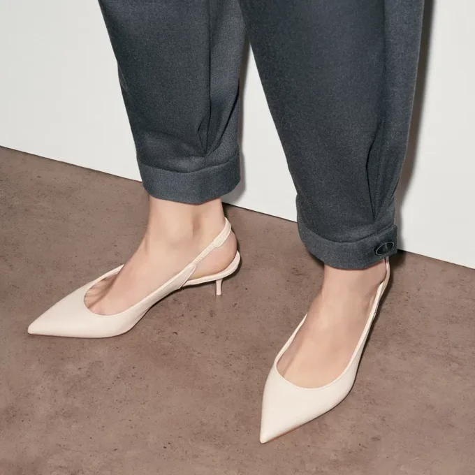 Sporty Kate Sling – Zapatos de tacón con talón abierto de 55 mm – Piel de cordero napa – Leche – Mujer Sporty Kate Sling – Zapatos de tacón con talón abierto de 55 mm – Piel de cordero napa – Leche – Mujer