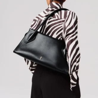 Venus – Bolso de hombro – Piel de becerro – Negro
